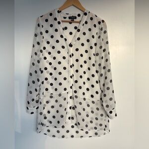 🇨🇦 LE CHATEAU 20” PTP Polka Dot Multi Layered Blouse, White/Black, Size Small.